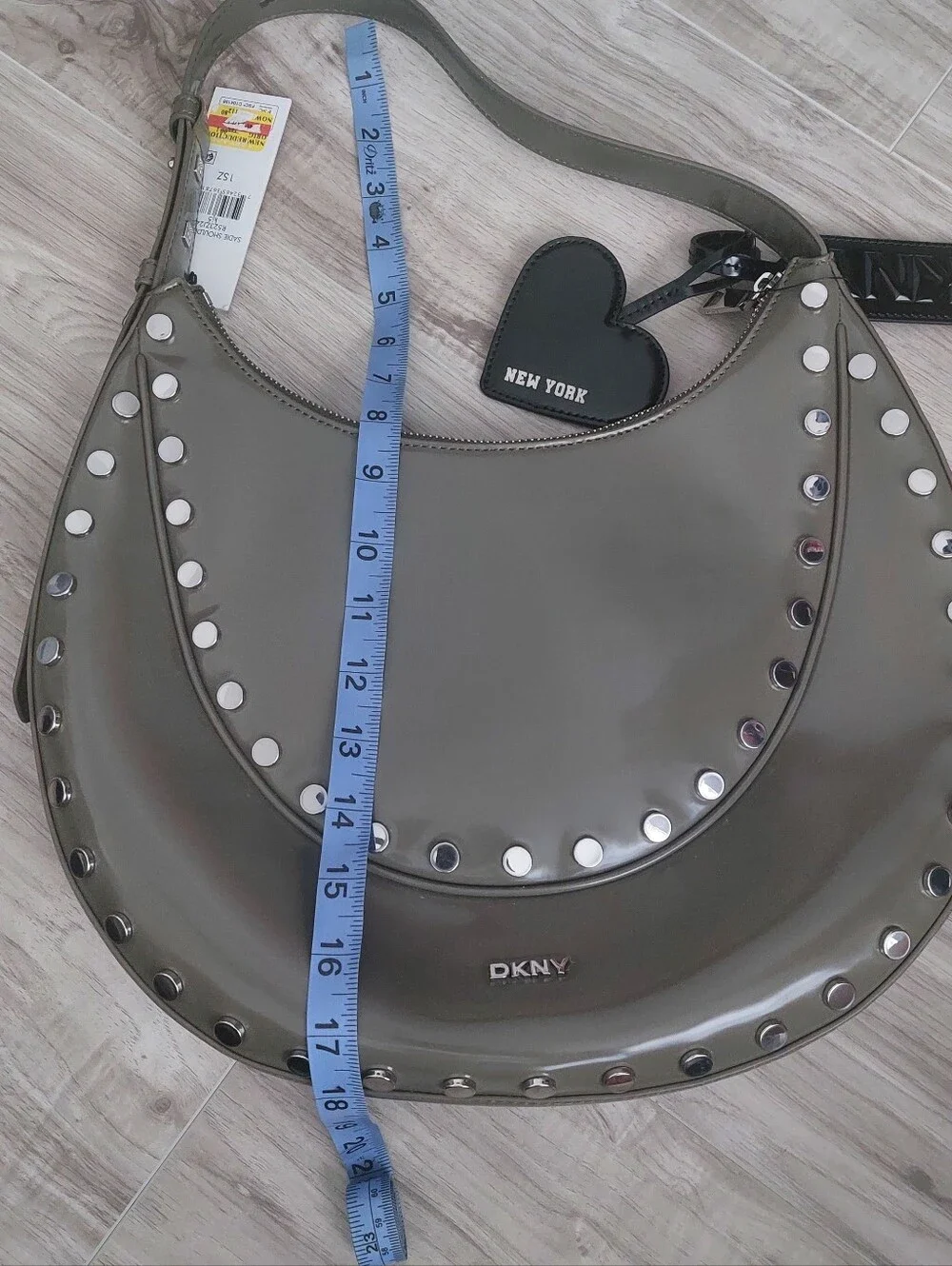 Dkny hobo glossy